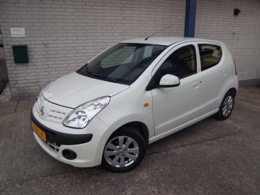 Nissan Pixo