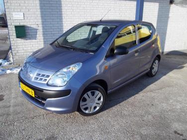 Nissan Pixo