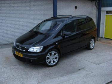 Opel Zafira OPC